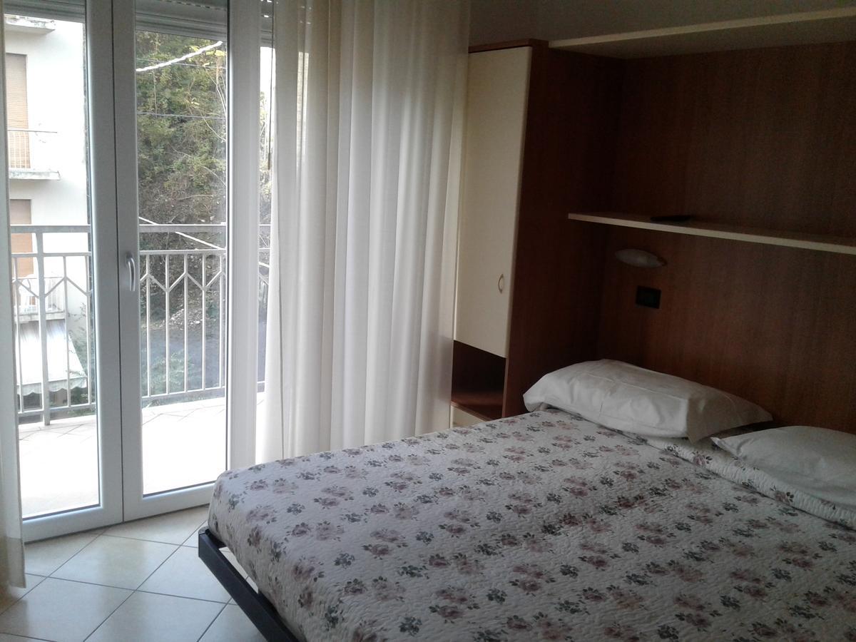 Hotel Moderna 2*